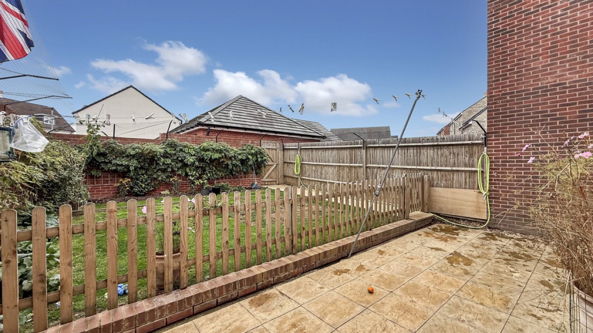 Flint Crescent, Westbury