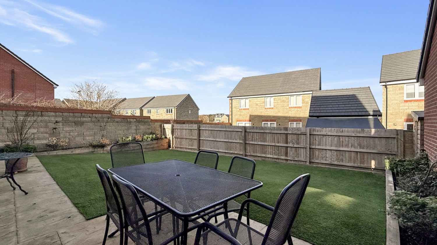 Saturn Close, Warminster