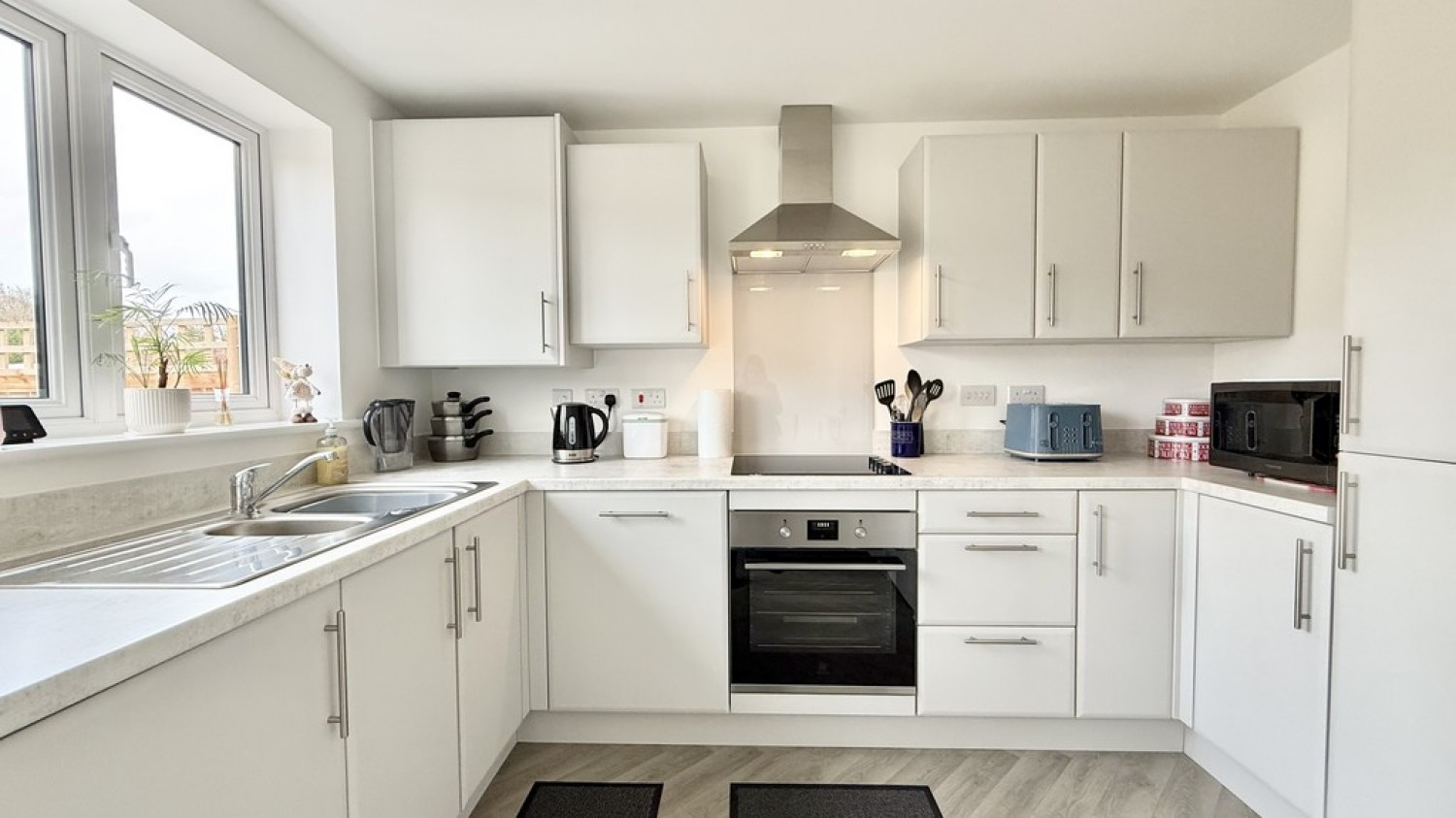 3 bedroom House in Gemini Drive, Warminster