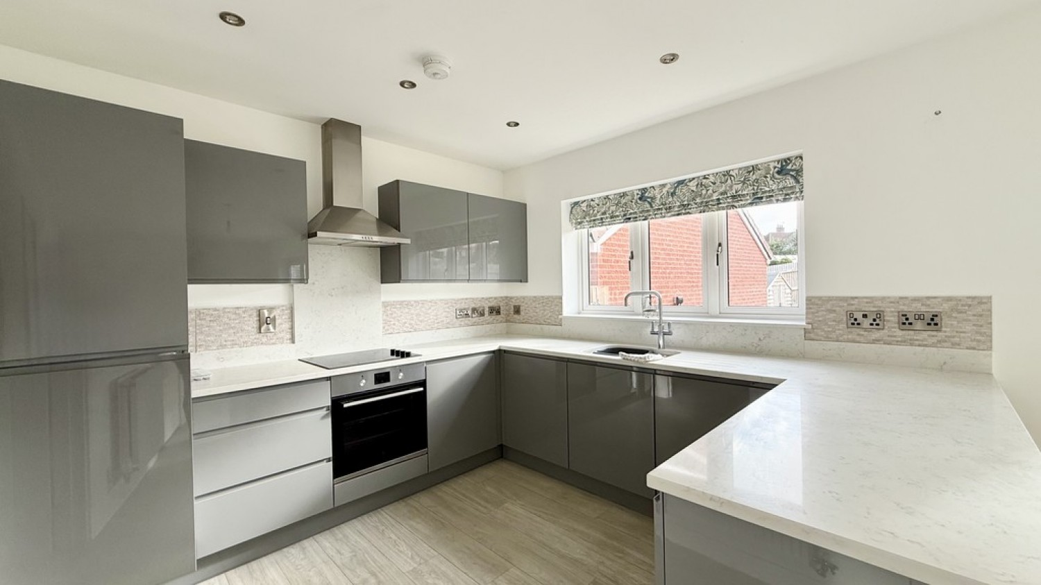 Saturn Close, Warminster