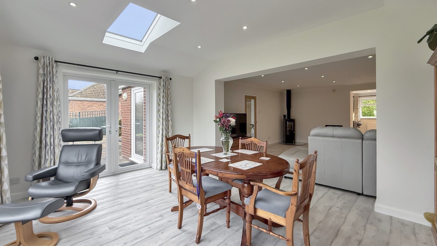 4 bedroom Bungalow for Sale Grange Lane, Warminster