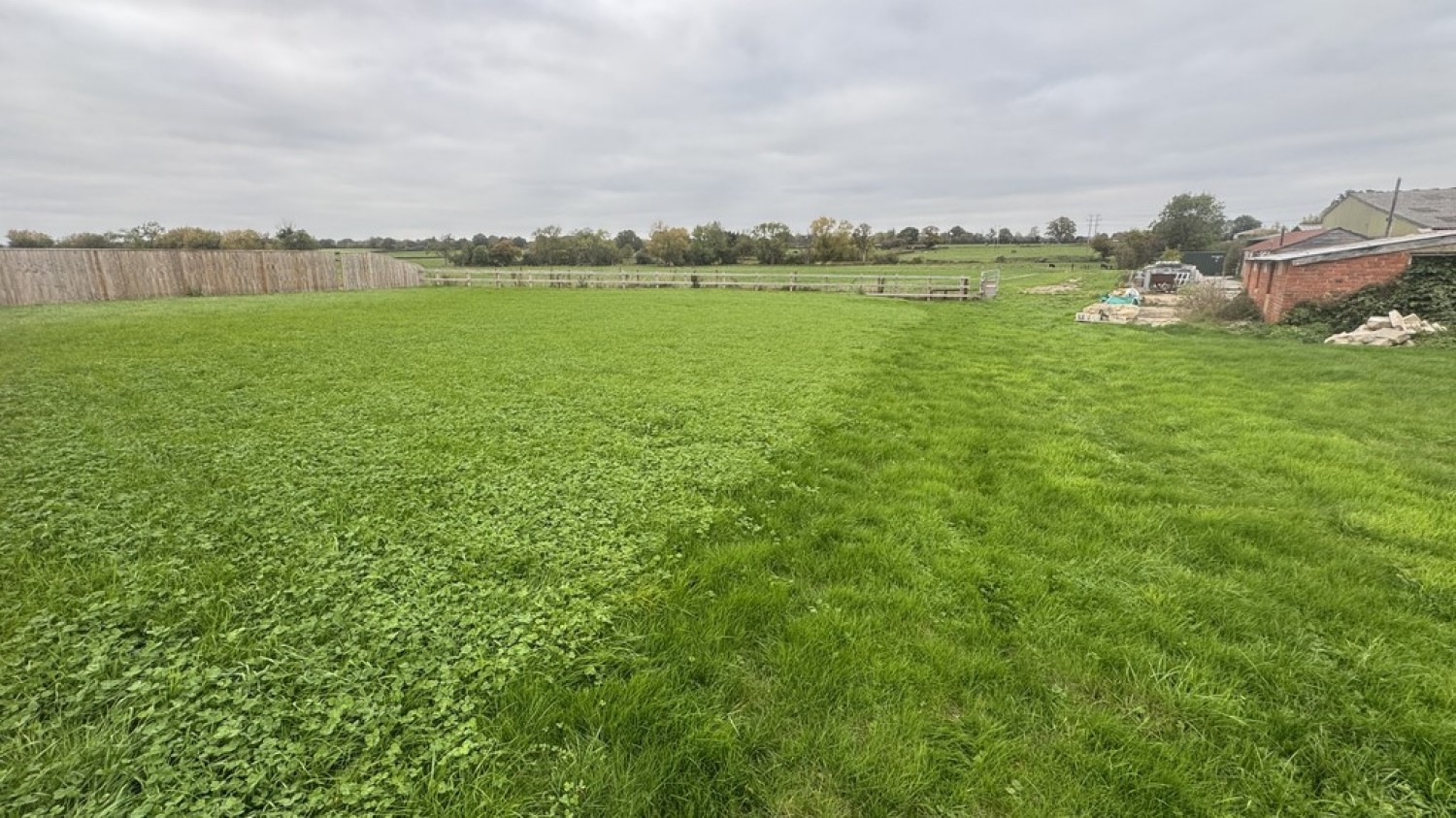 The Green, Broughton Gifford