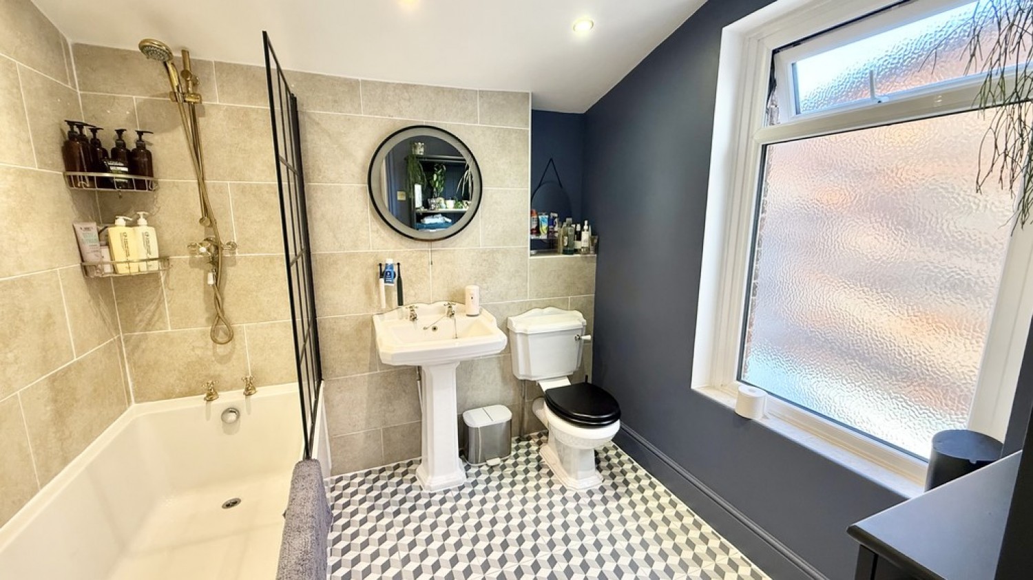 2 bedroom House for Sale West Street, Warminster