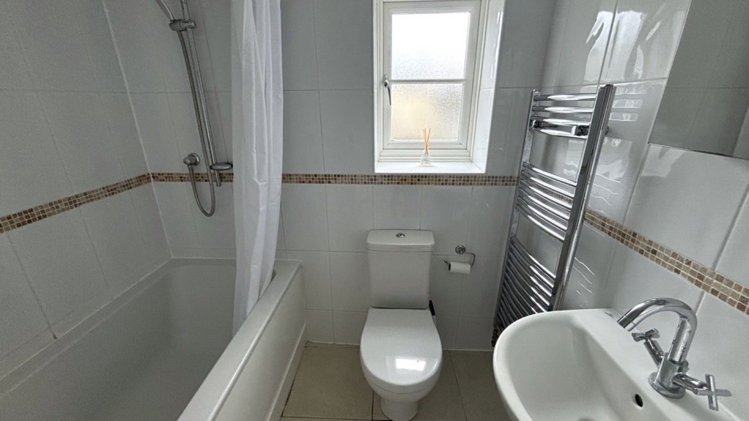 3 bedroom House in Brook Street, Warminster, Wiltshire