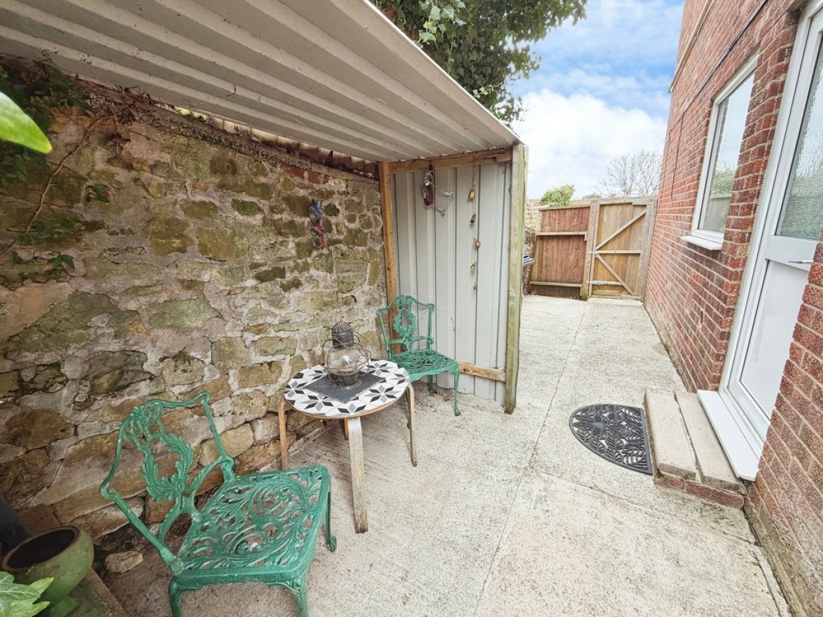 Clay Close, Dilton Marsh