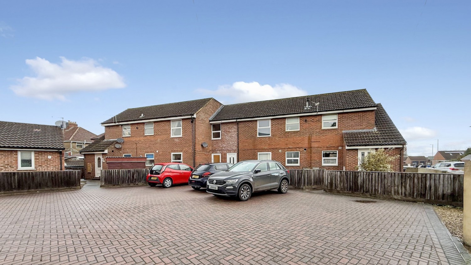 2 bedroom Flat for Sale Merlin Court, Oldfield Road