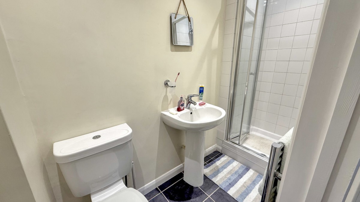 Whaddon Lane, Hilperton