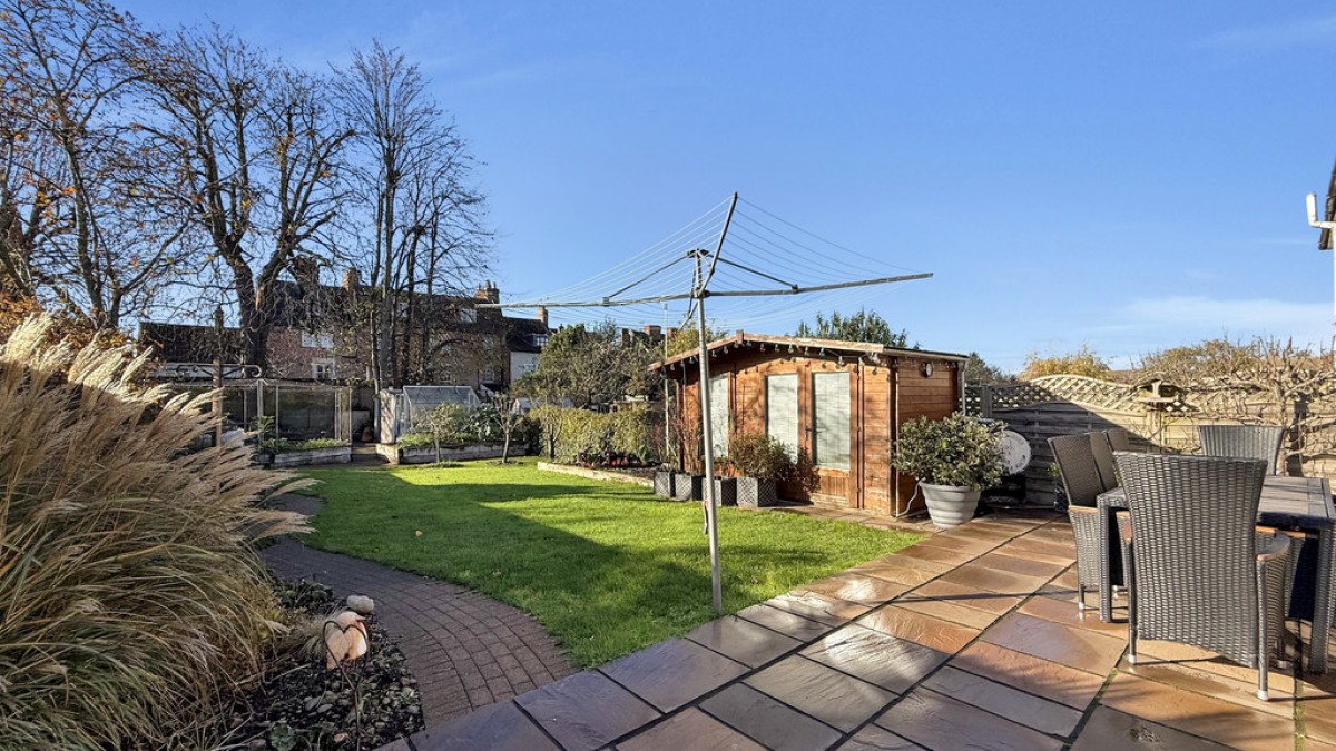 Bellefield Crescent, Trowbridge