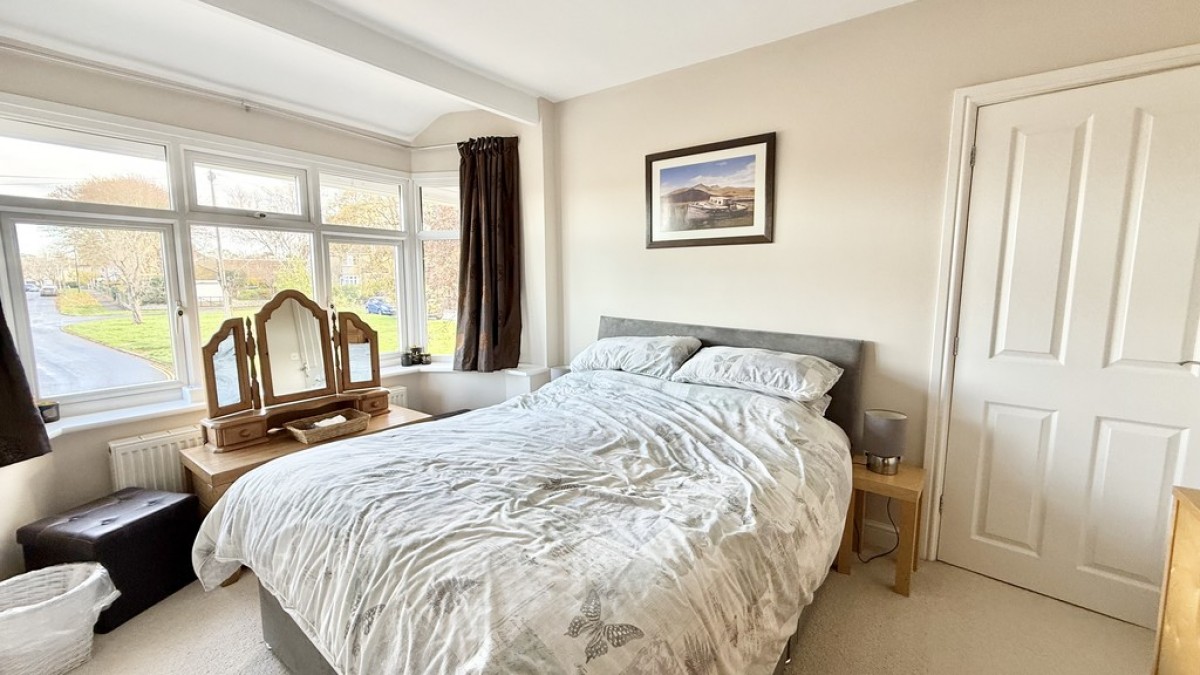 Bellefield Crescent, Trowbridge