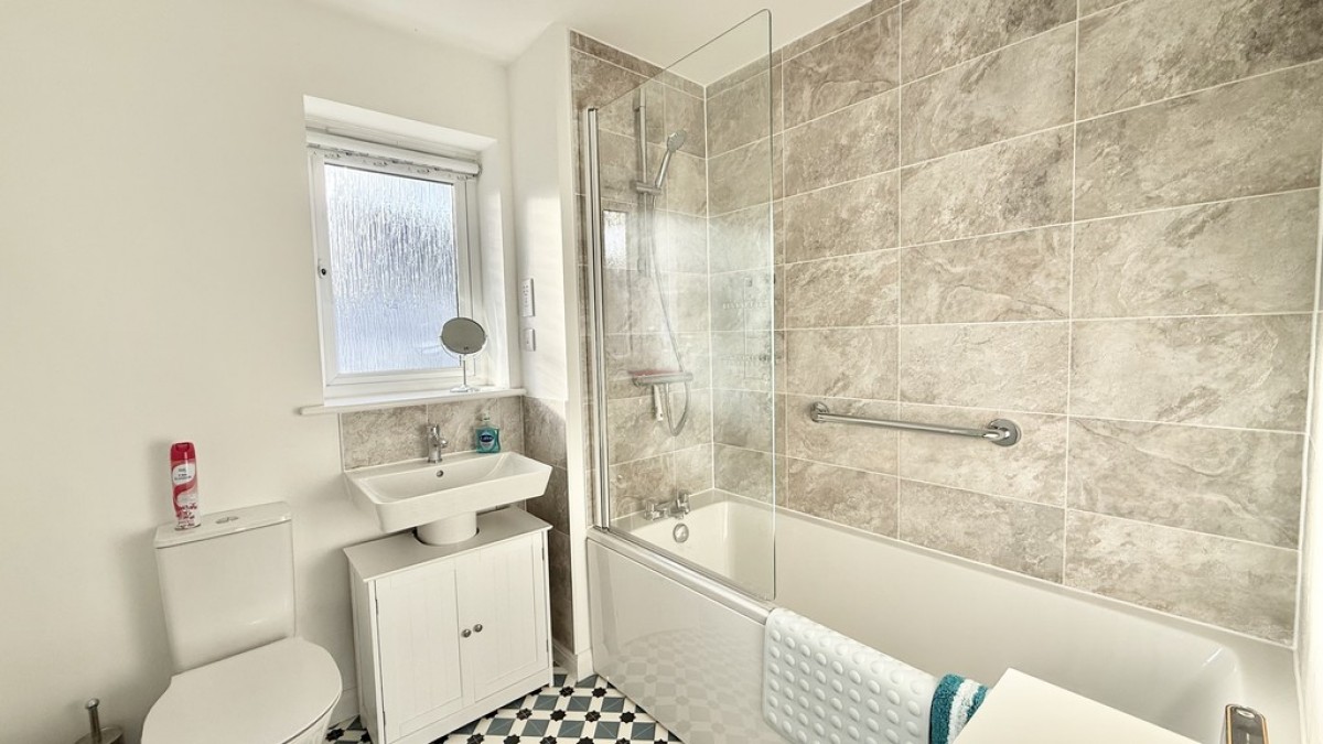 Swallows Rise, Westbury