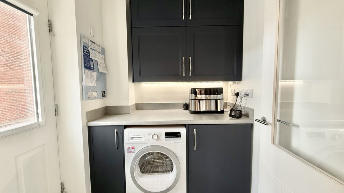 Swallows Rise, Westbury