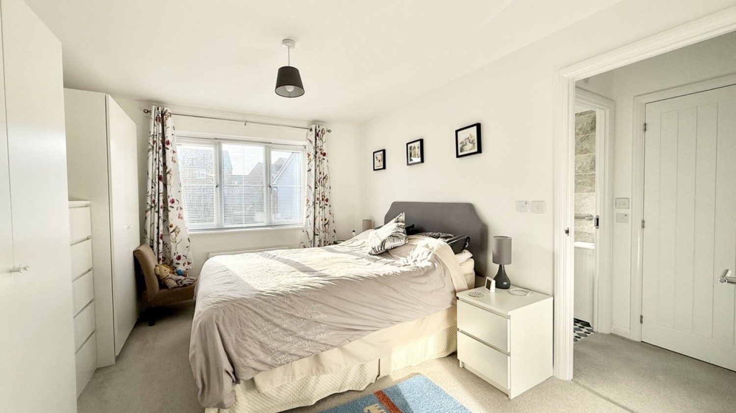 Swallows Rise, Westbury