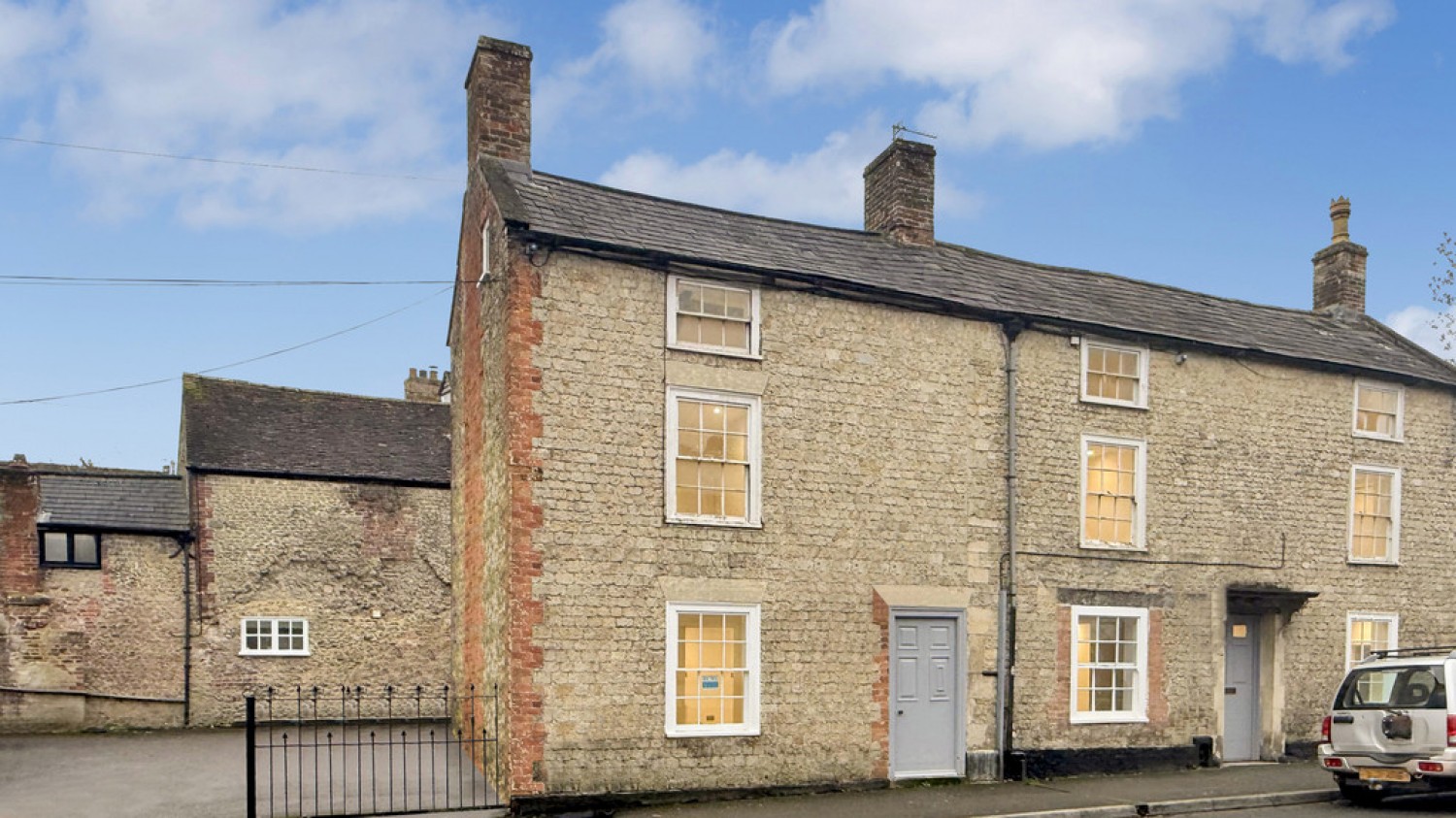 2 bedroom House for Sale Silver Street, Warminster