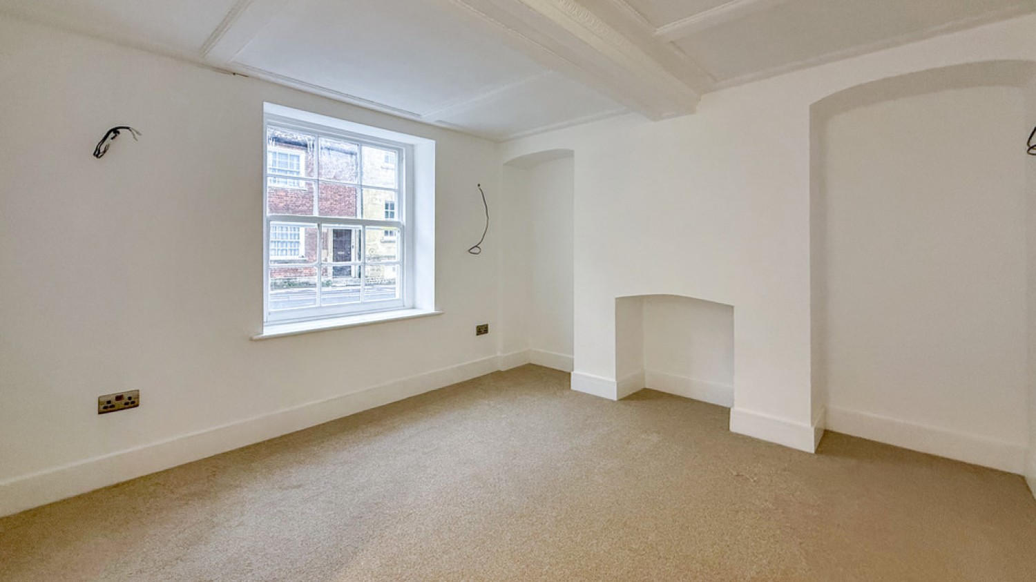 3 bedroom House for Sale Silver Street, Warminster