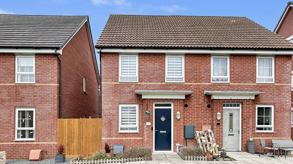 Uffington Place, Westbury