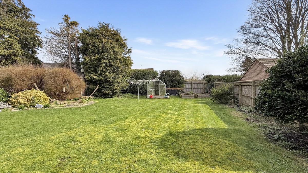 Cotley Place, Heytesbury