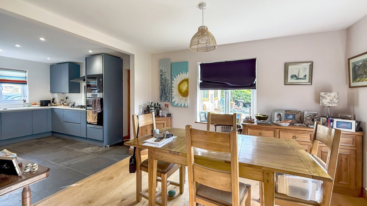 Cotley Place, Heytesbury