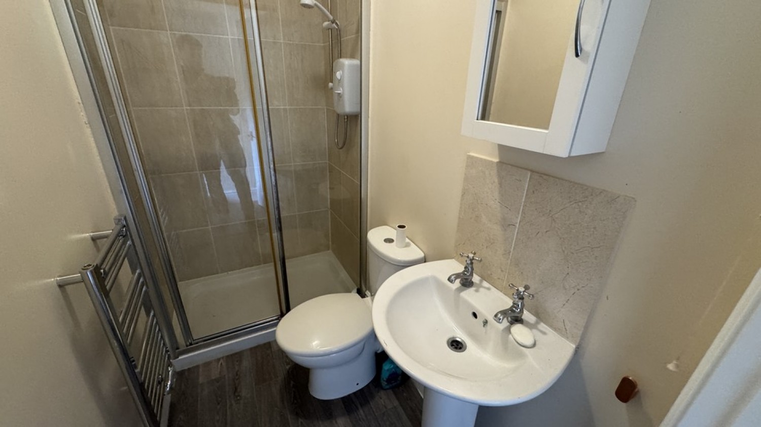 1 bedroom House for Letting Bratton Road