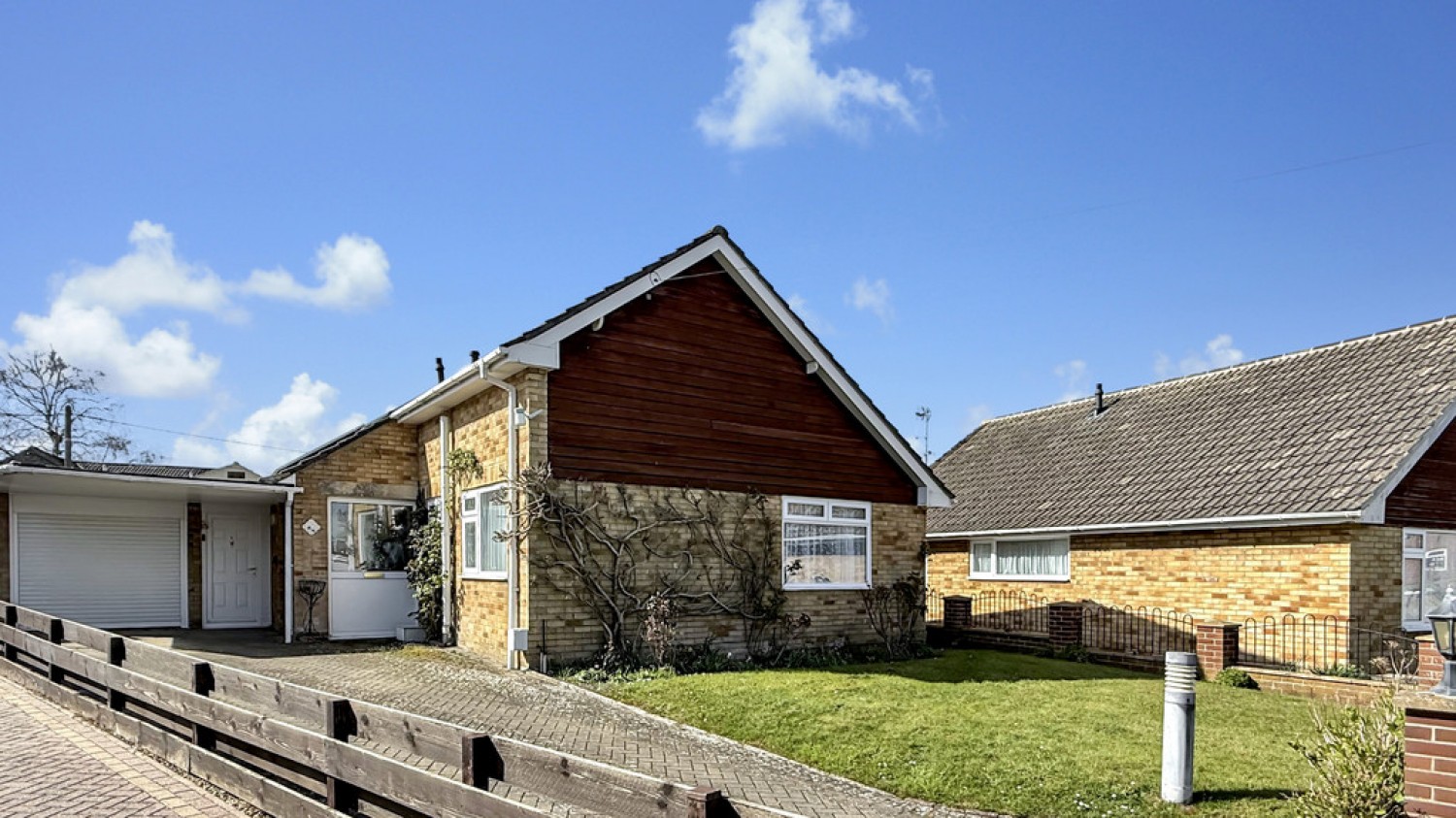 3 bedroom Bungalow for Sale Highbury Park, Warminster
