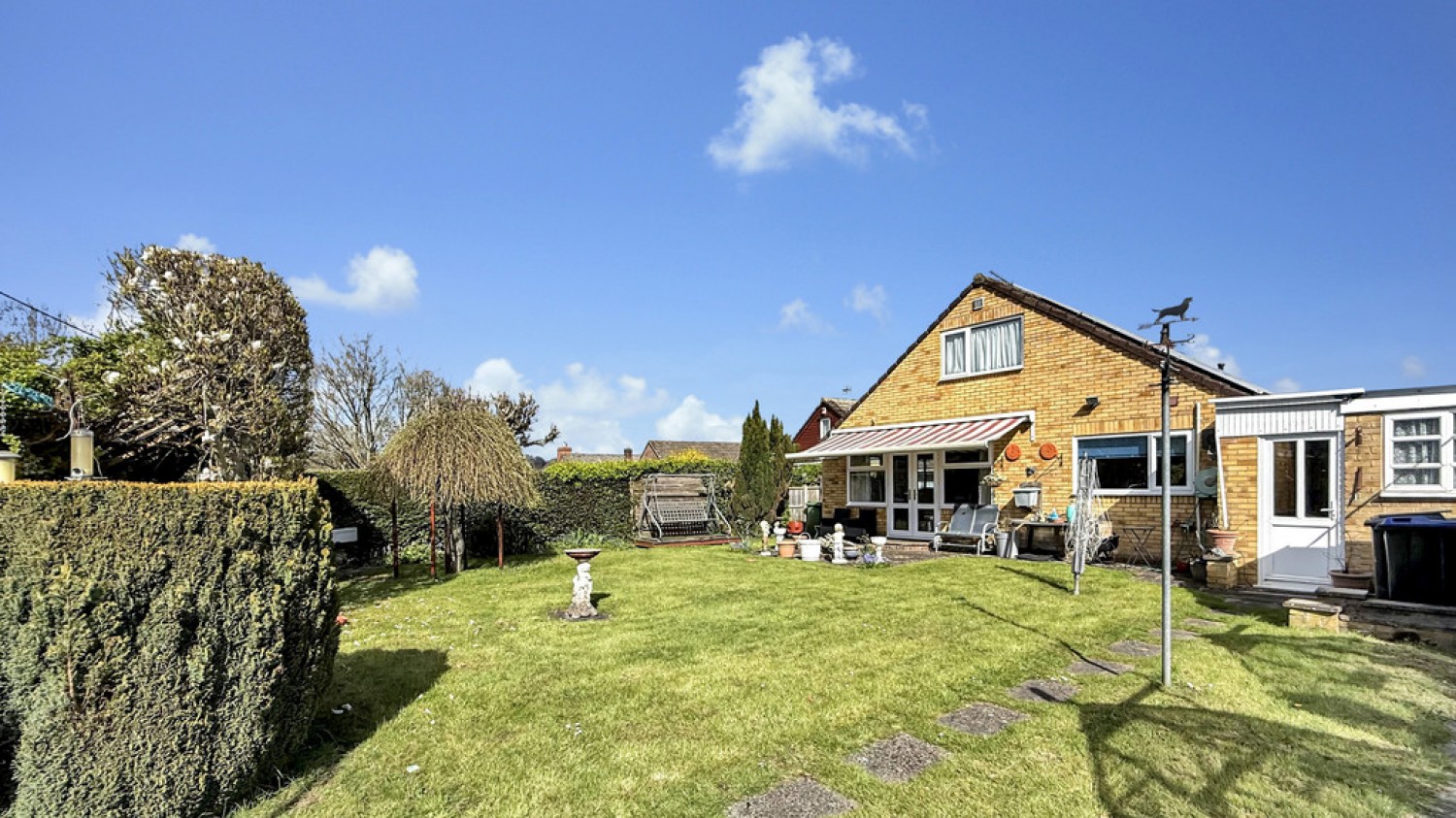 3 bedroom Bungalow for Sale Highbury Park, Warminster