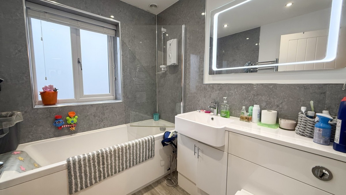 Chantry Court, Southwick