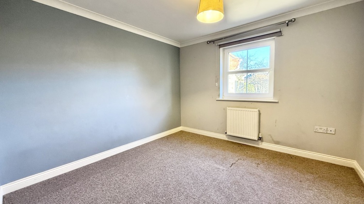 3 bedroom House in Exmoor Road, Westbury