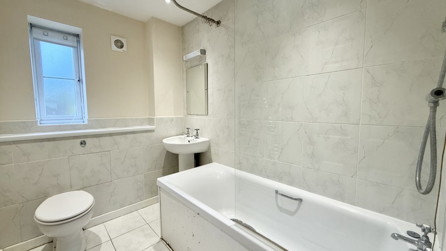 2 bedroom House for Sale Gibbs Close, Westbury