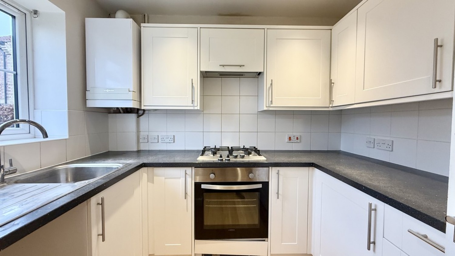 2 bedroom House for Sale Gibbs Close, Westbury
