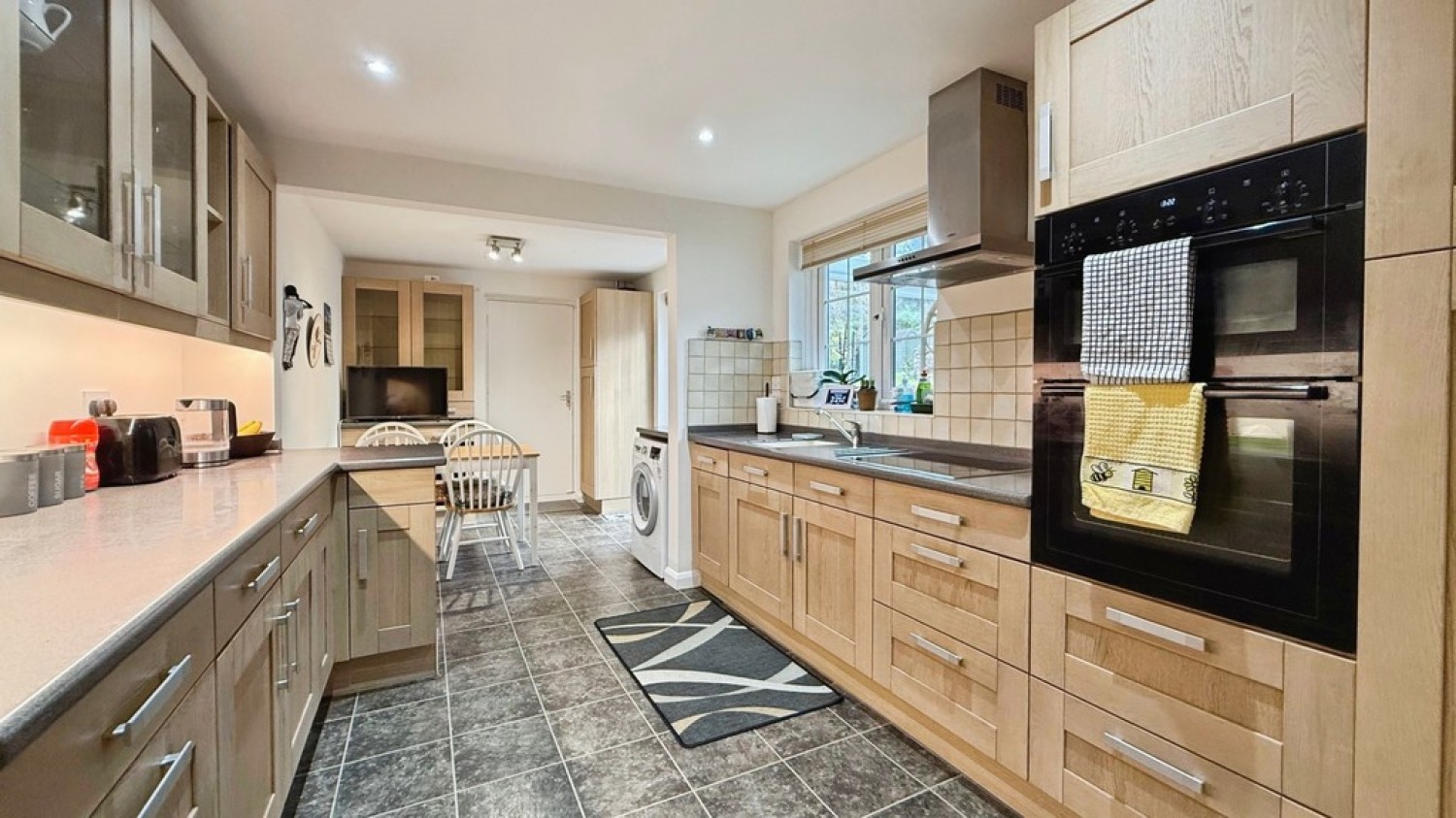 3 bedroom House in Lower Road, Bratton