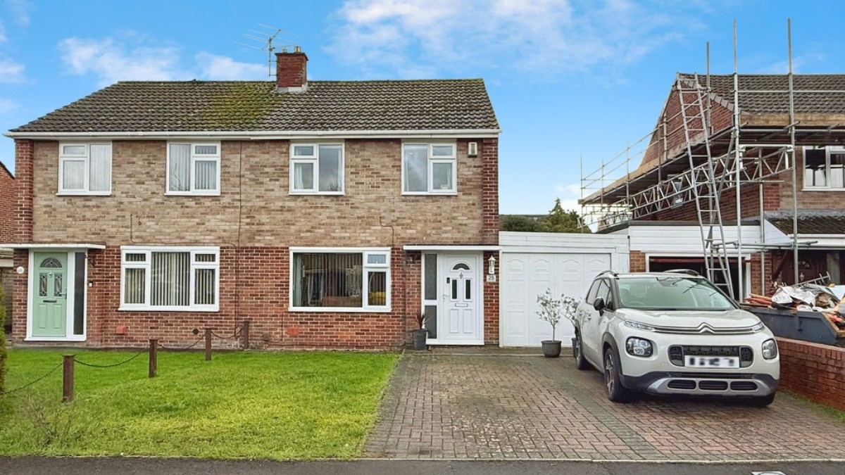 Queens Gardens, Trowbridge