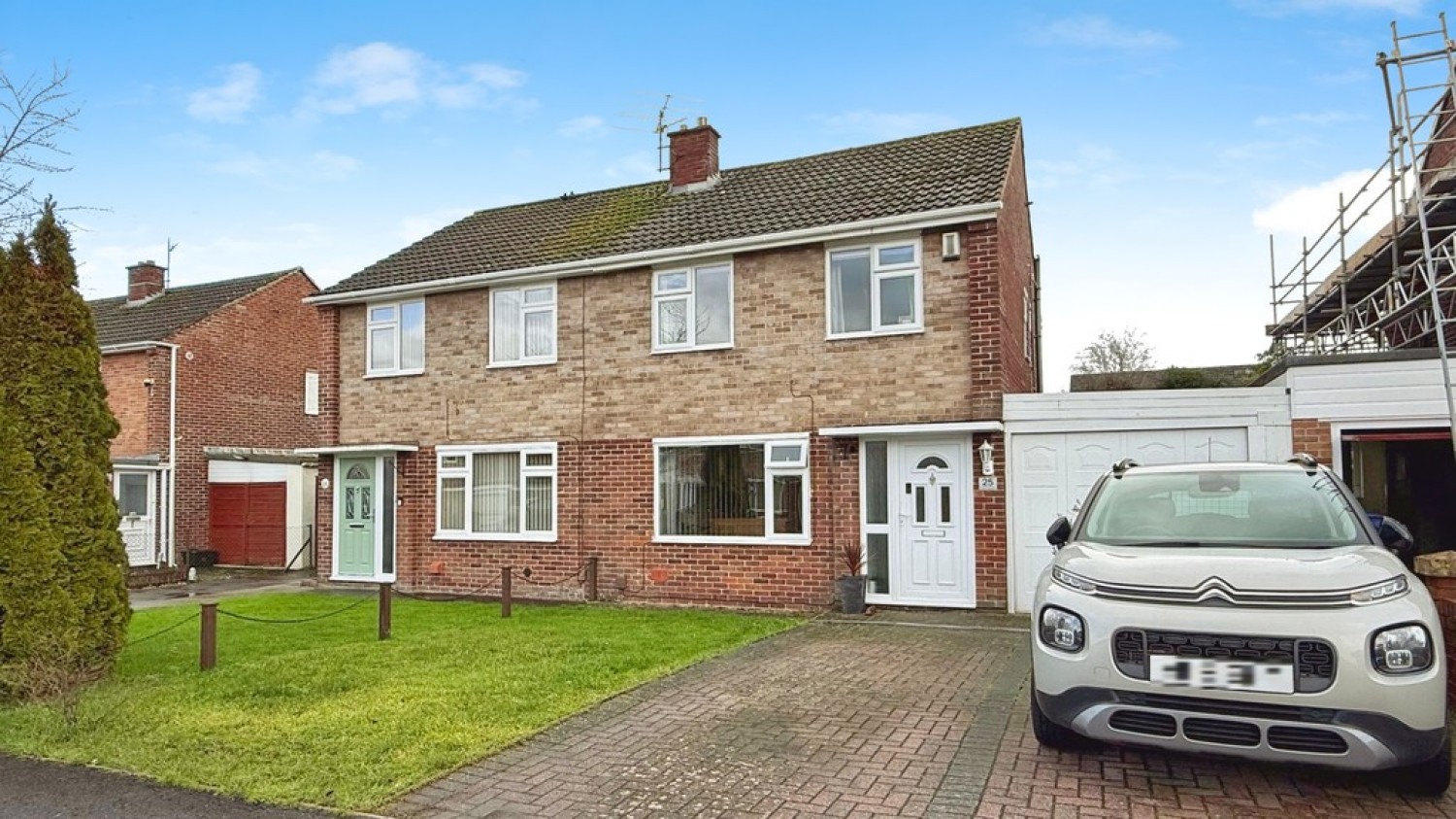 3 bedroom House in Queens Gardens, Trowbridge