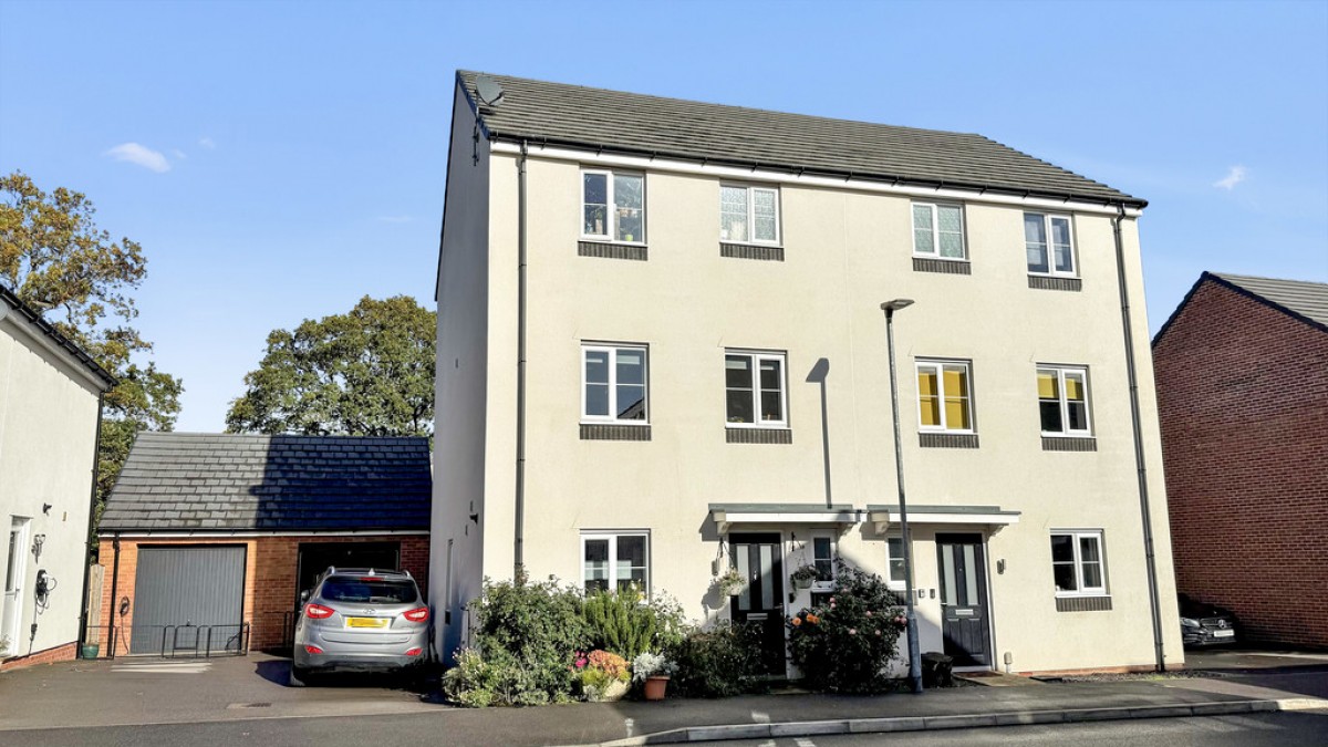 Swallows Rise, Westbury