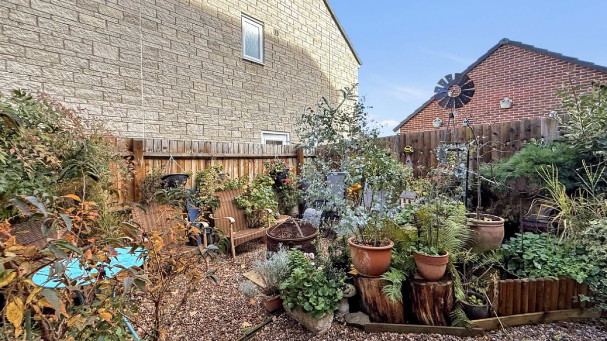 Swallows Rise, Westbury