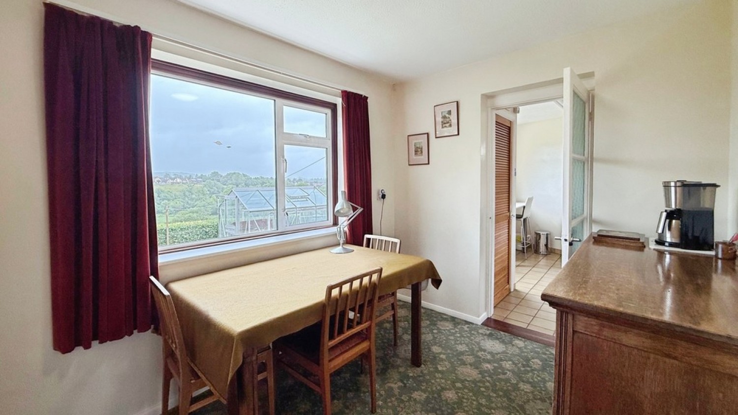3 bedroom House for Sale Damask Way, Warminster