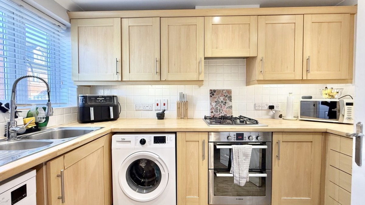 Chestnut Tree Gardens, Warminster