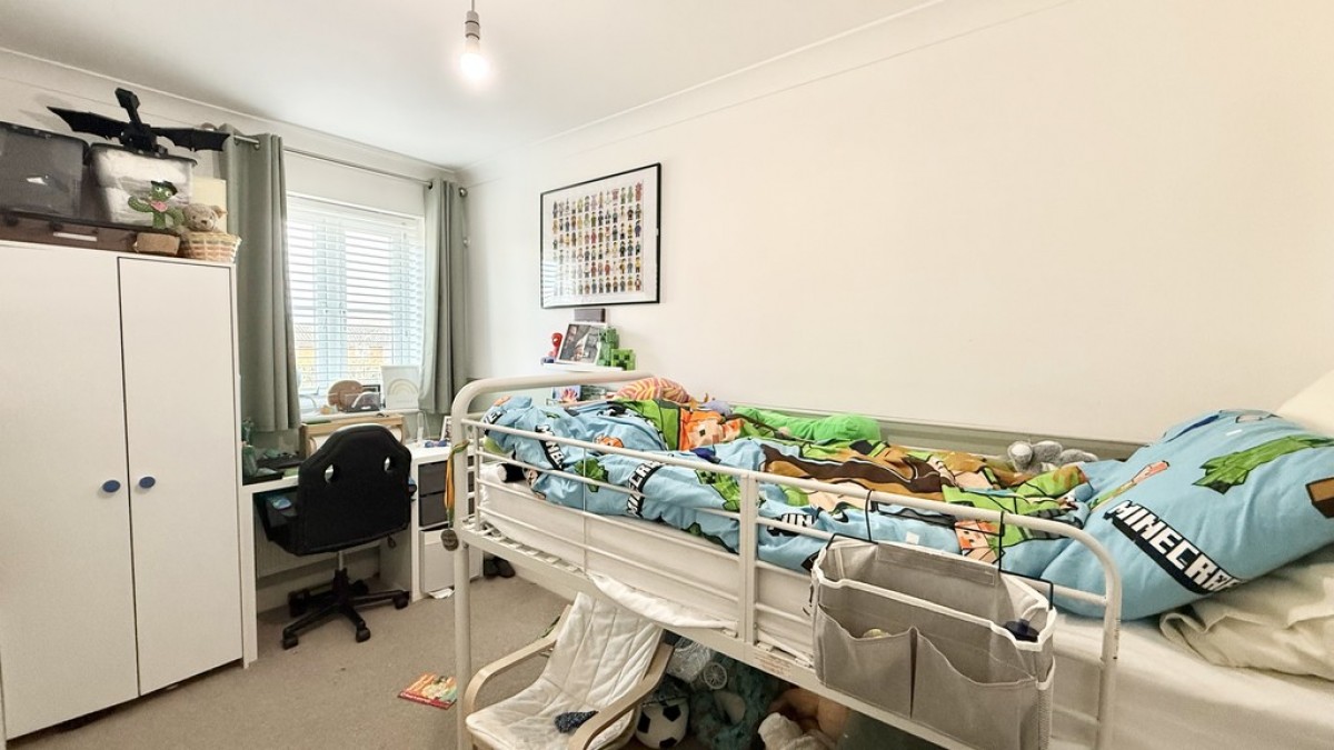 Chestnut Tree Gardens, Warminster