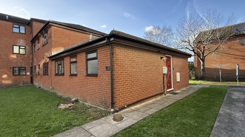 Station Road, Westbury