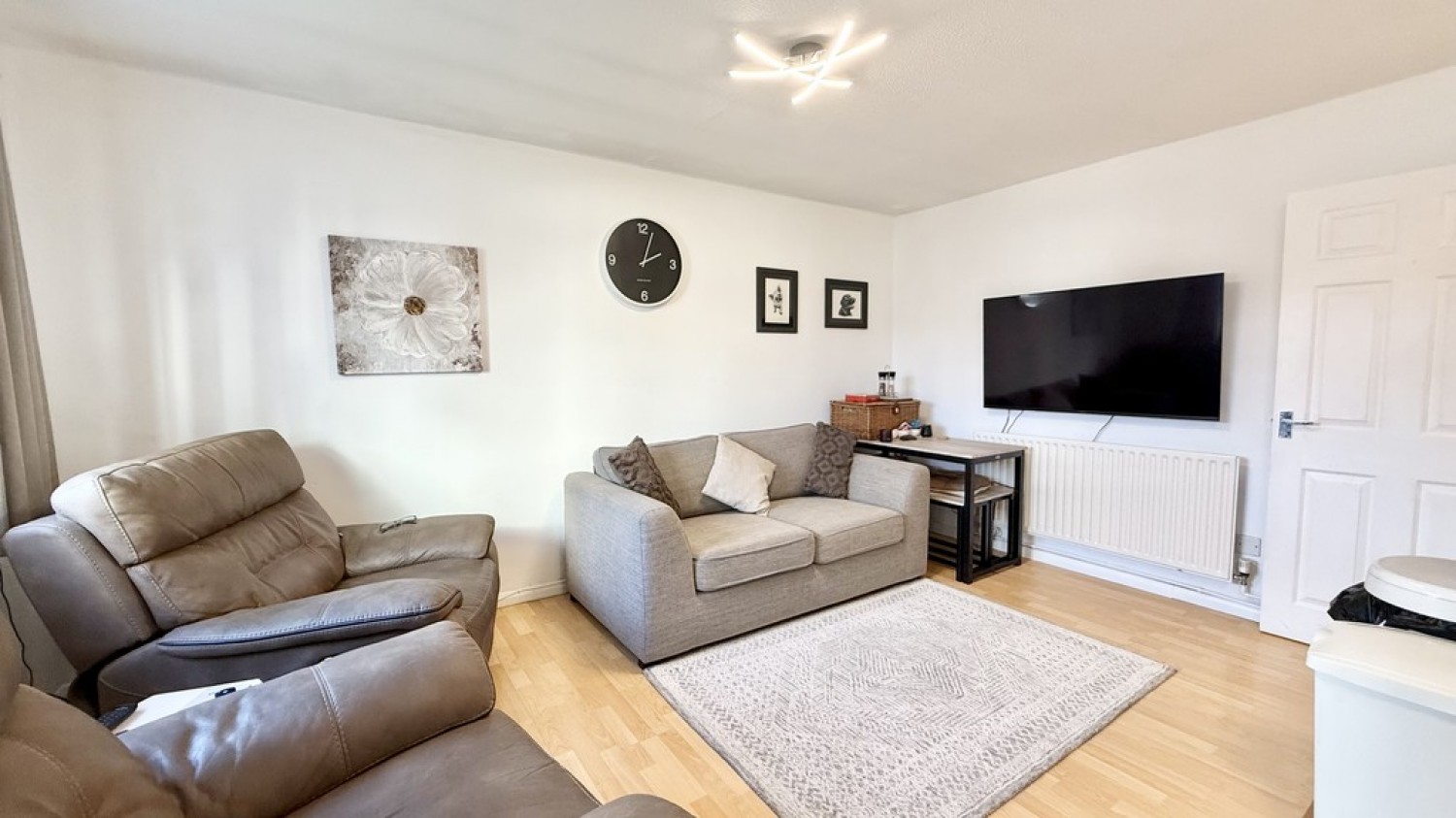 Station Road, Westbury