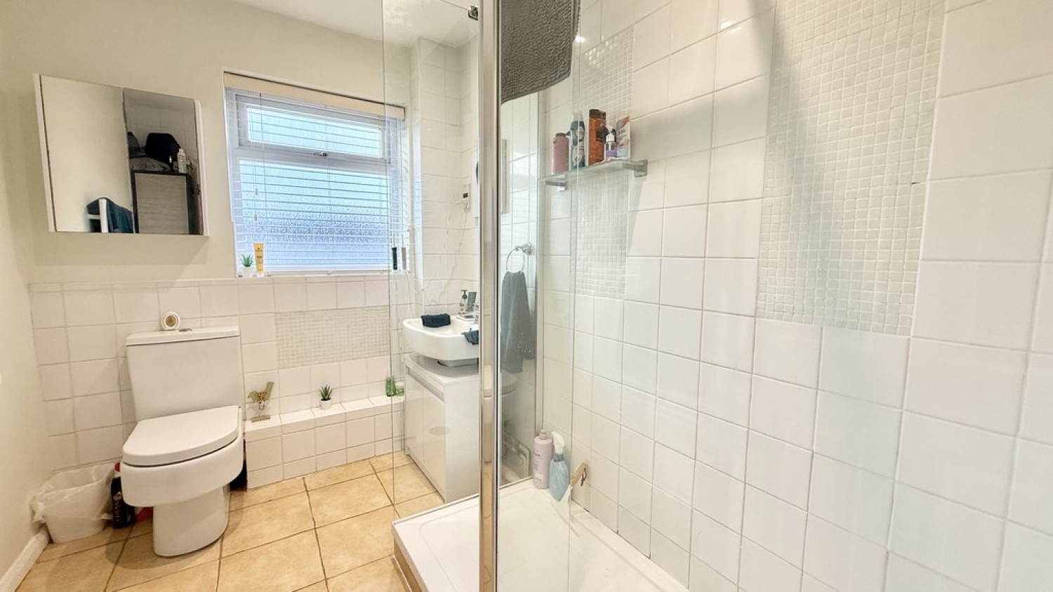 Station Road, Westbury