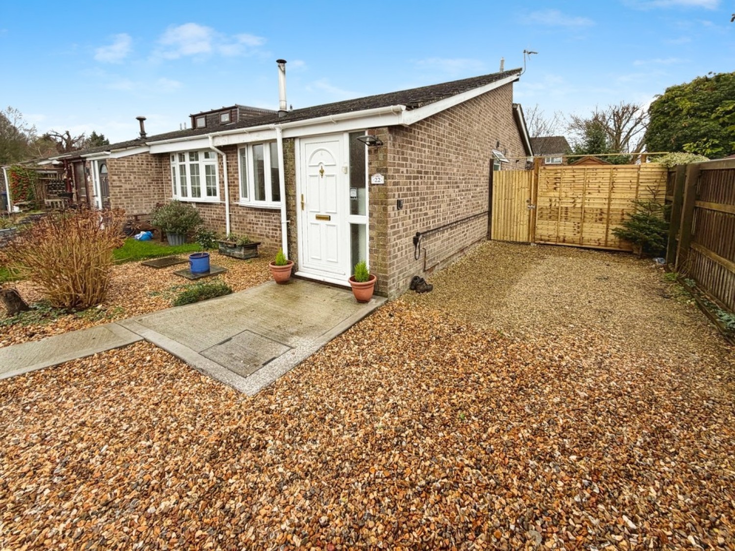 1 bedroom Bungalow in Clay Close, Dilton Marsh