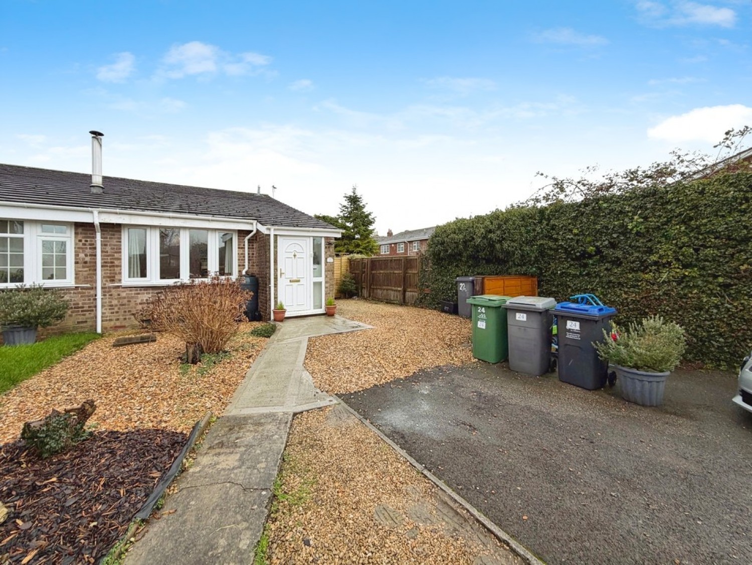 1 bedroom Bungalow in Clay Close, Dilton Marsh