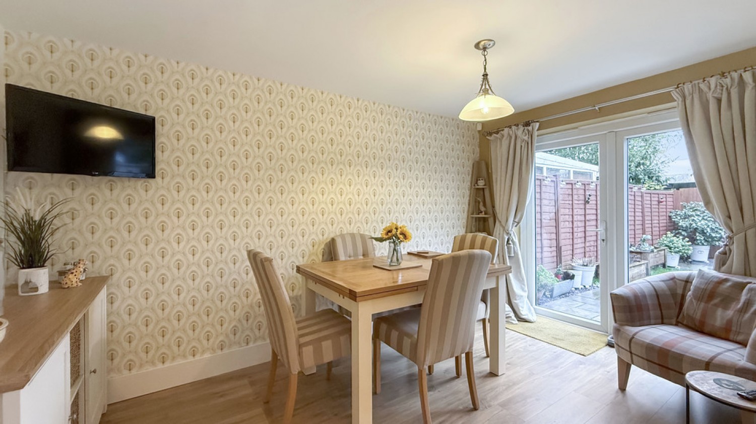 3 bedroom House in Bridge Court, Westbury