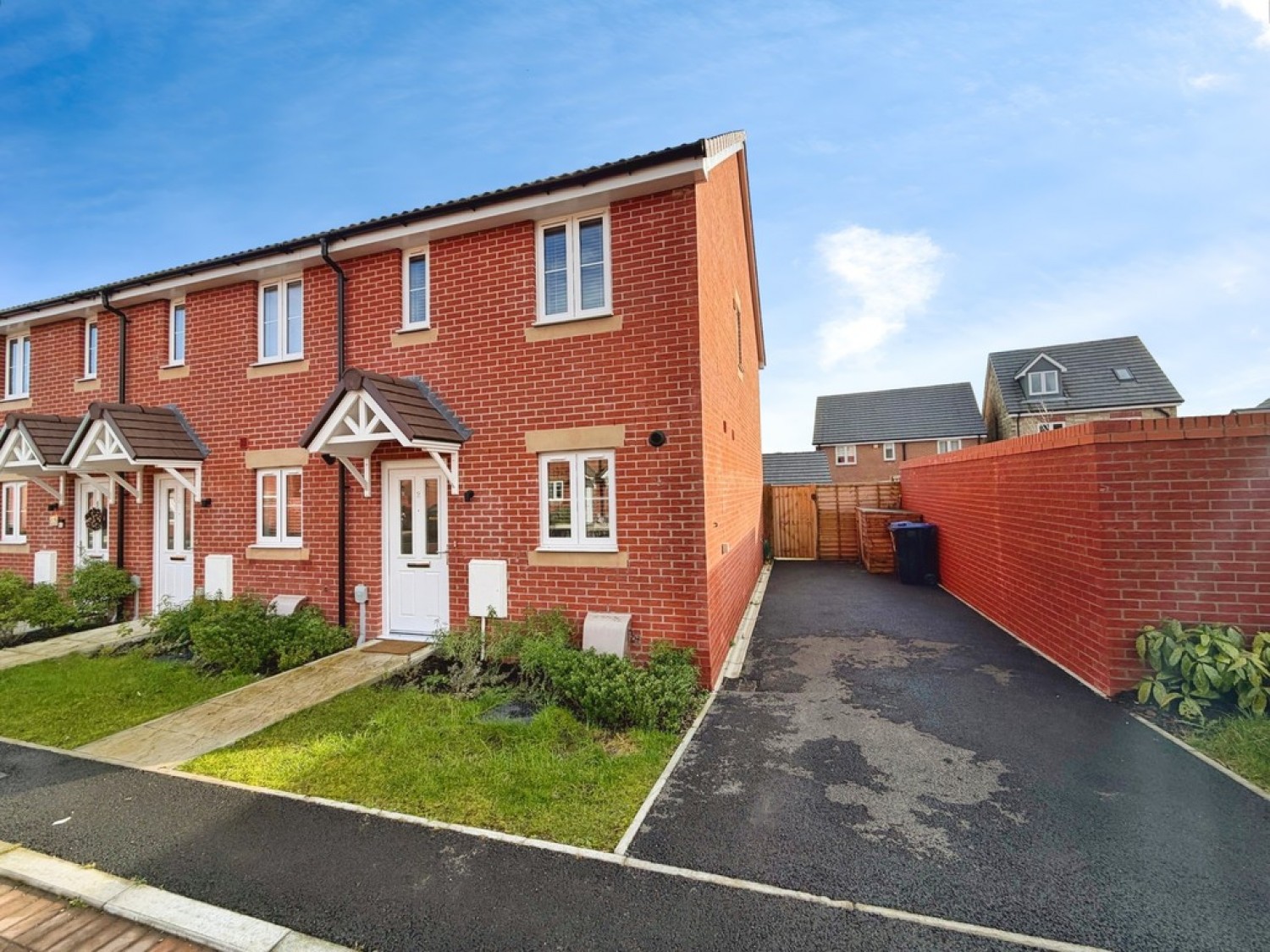 2 bedroom House in Sirius Close, Warminster