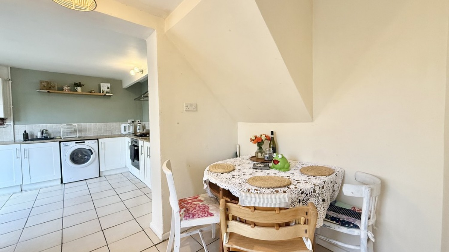 Sycamore Grove, Westbury