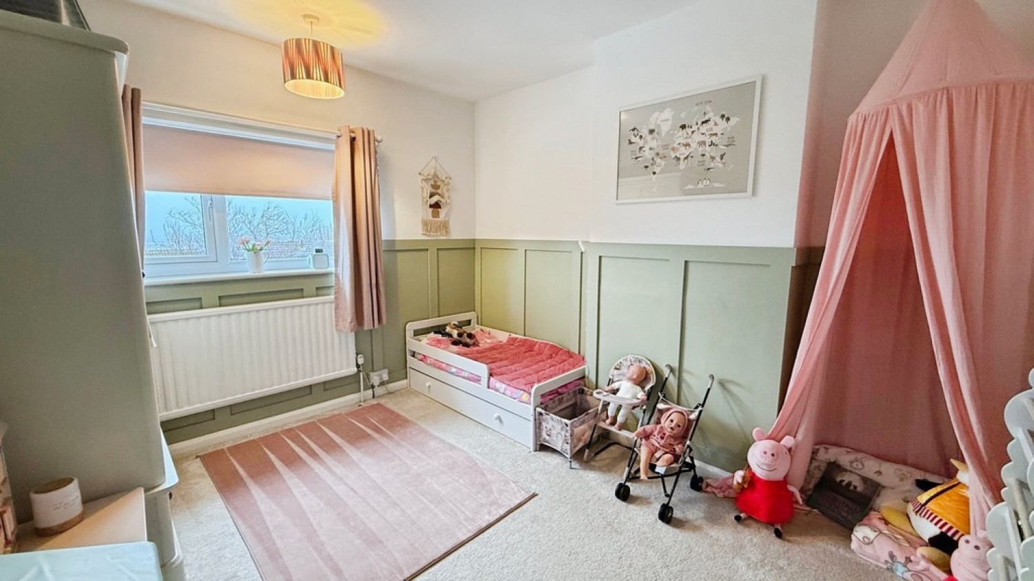 2 bedroom House in The Butts, Westbury