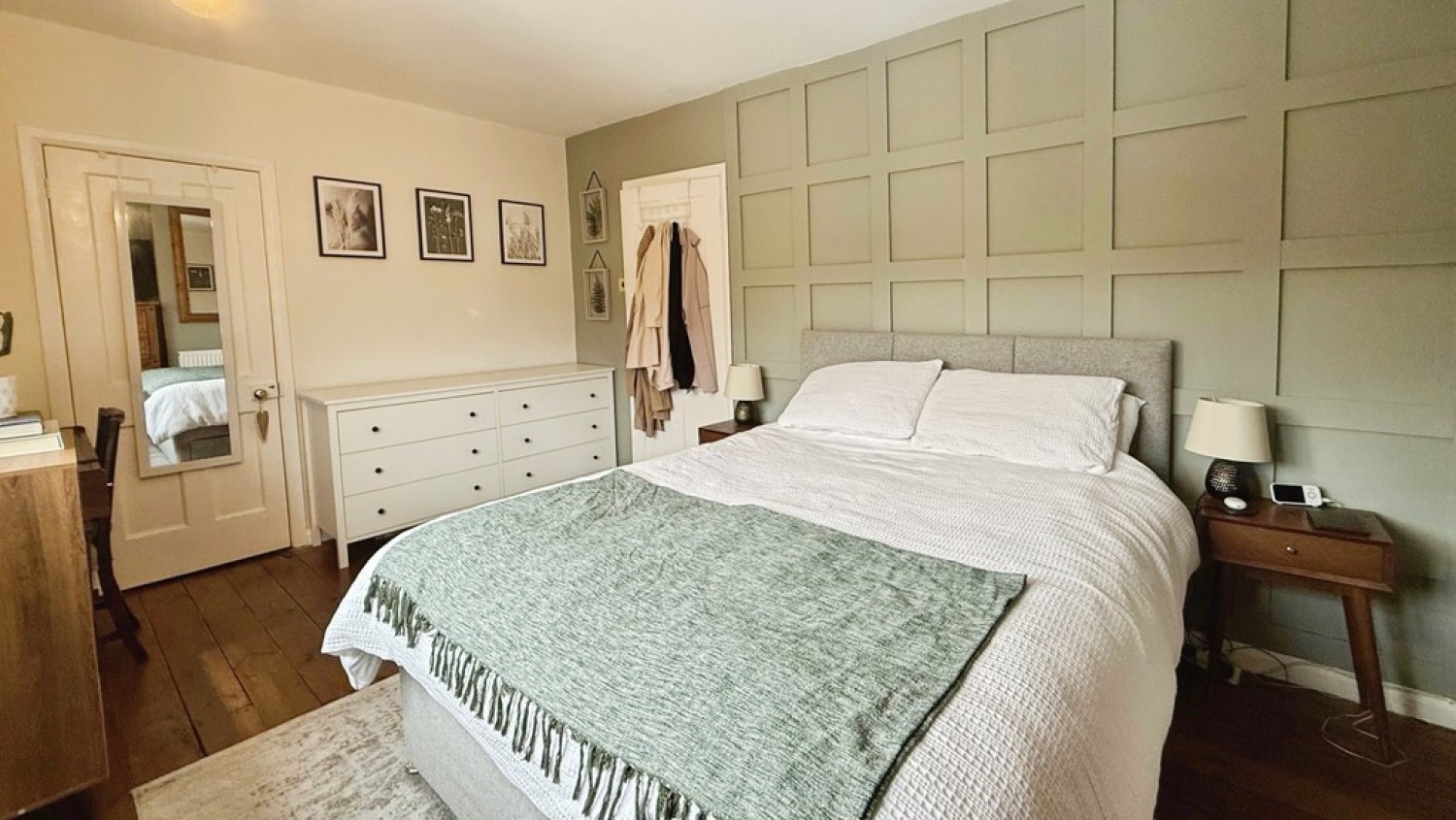 2 bedroom House in The Butts, Westbury