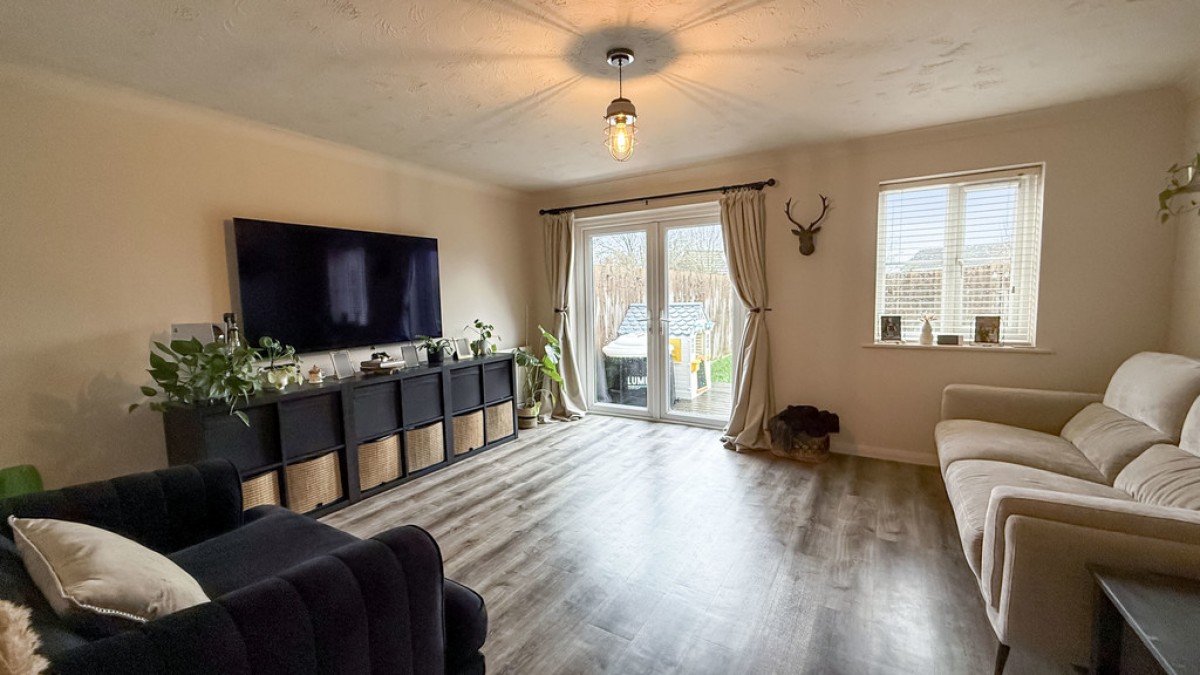 Wedmore Close, Frome