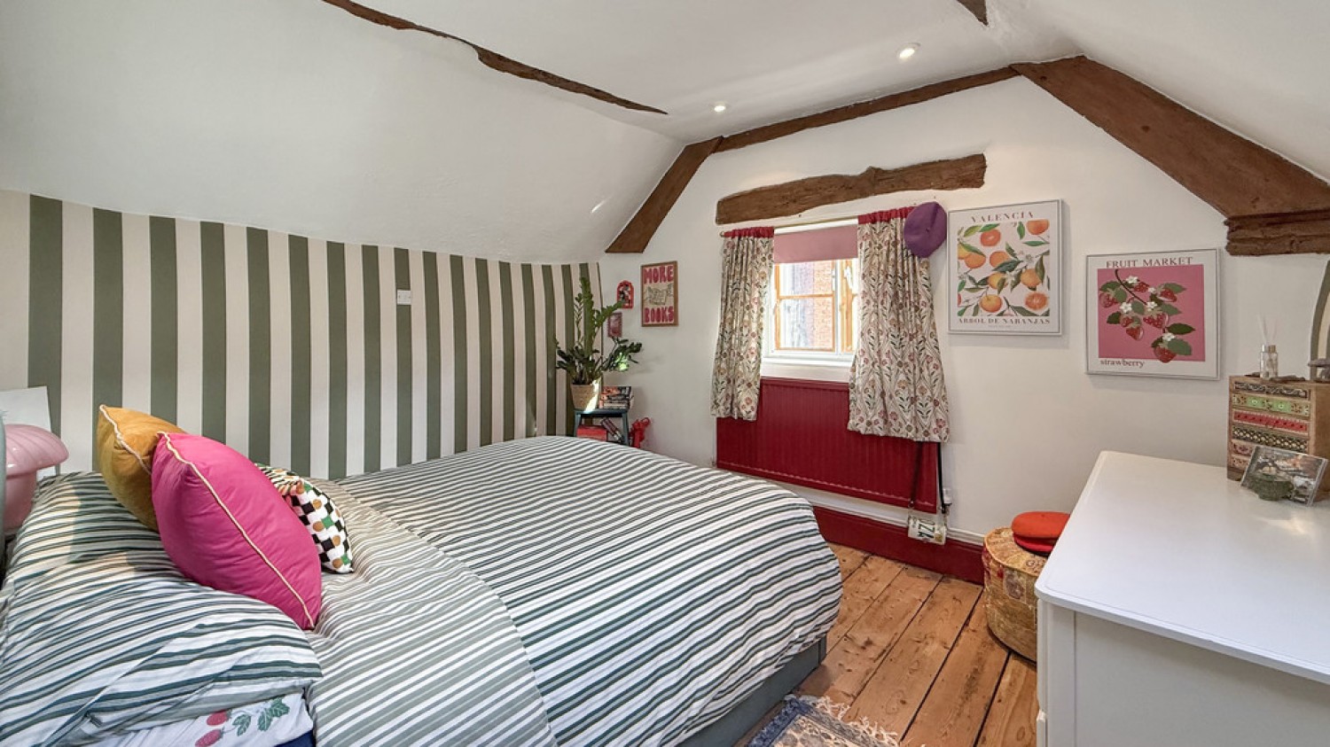 2 bedroom House in Bratton Road, Westbury