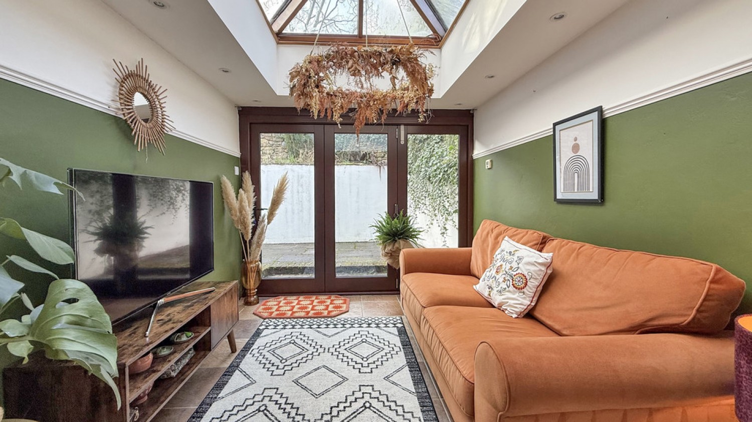 2 bedroom House in Bratton Road, Westbury