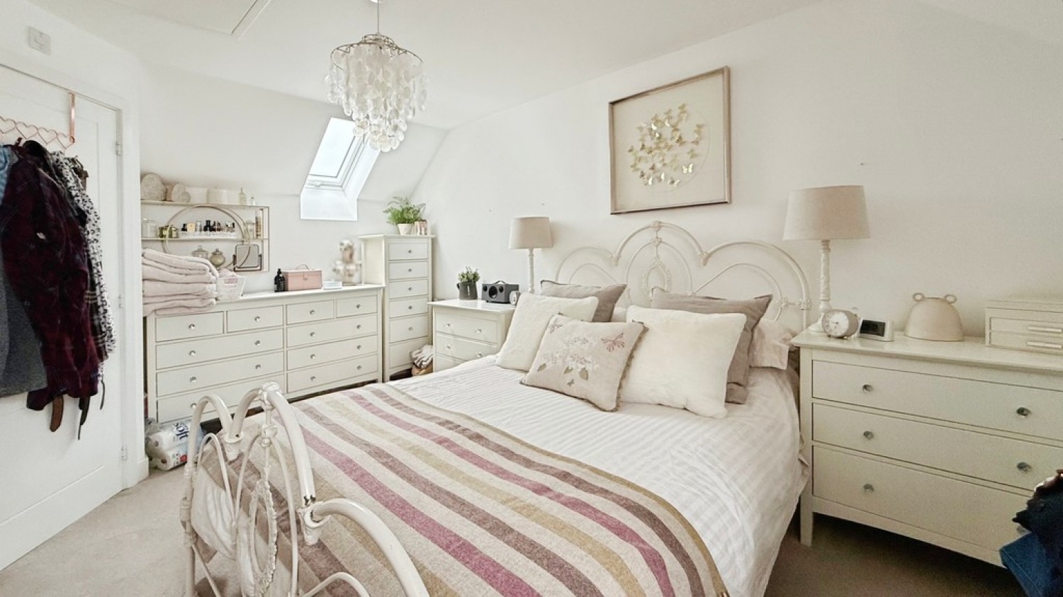 4 bedroom House for Sale Flint Crescent, Westbury